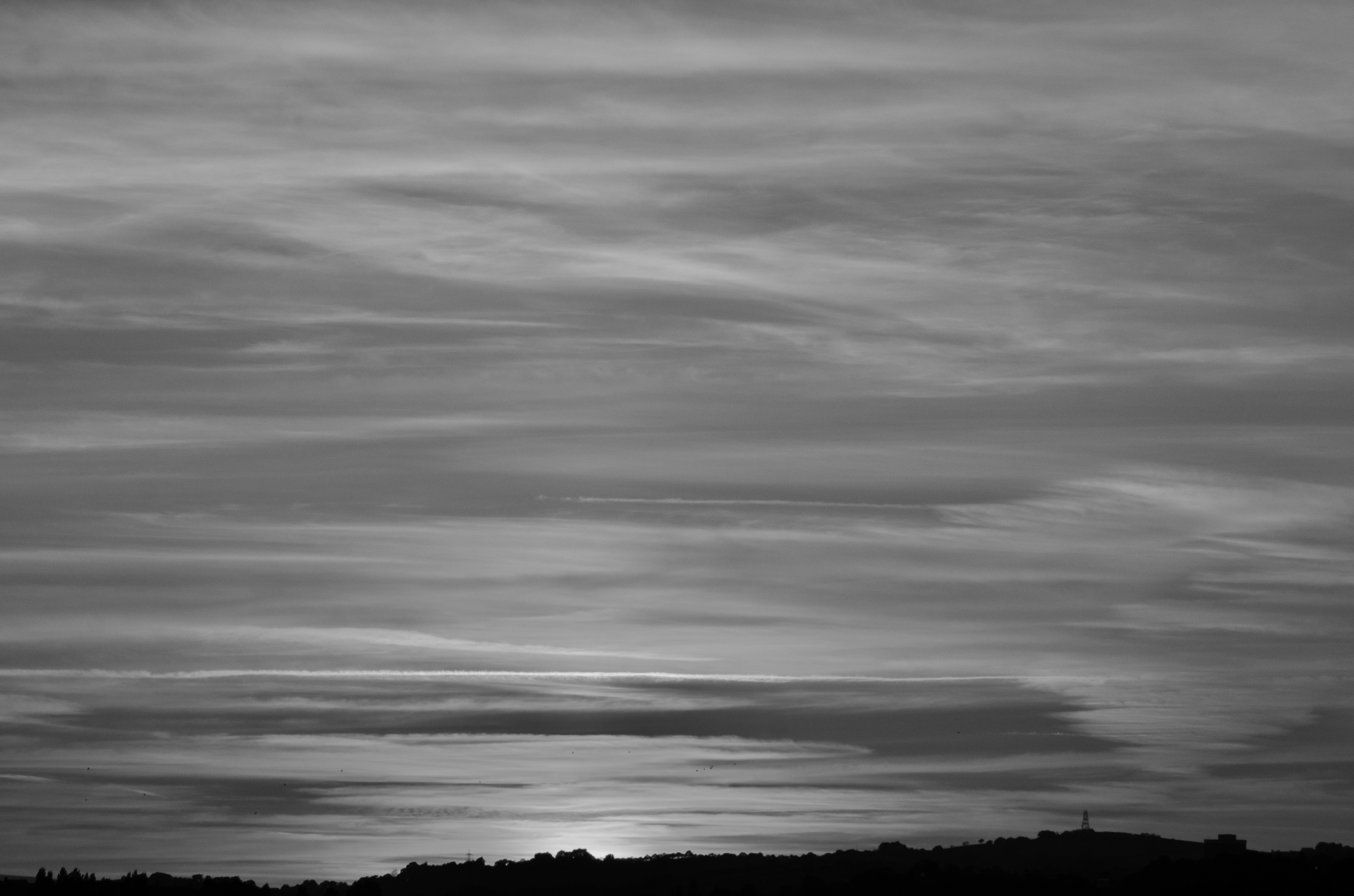 Wider shot of sunset (greyscale)